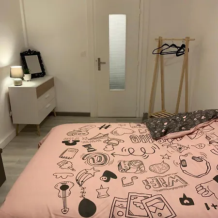 Apartmán 4 Personnes Emplacement Ideal Proche Des 24h Et Gare Le Mans