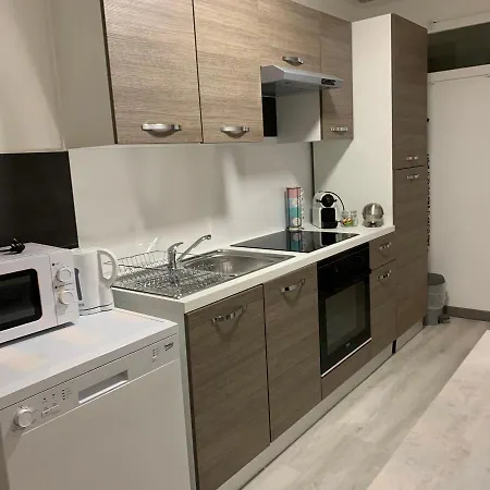4 Personnes Emplacement Ideal Proche Des 24h Et Gare Apartmán *