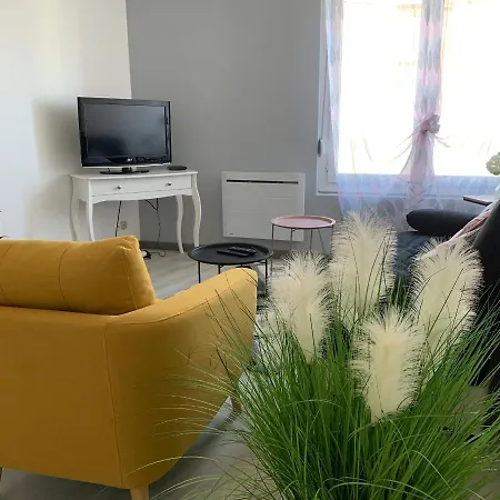 4 Personnes Emplacement Ideal Proche Des 24h Et Gare * Le Mans