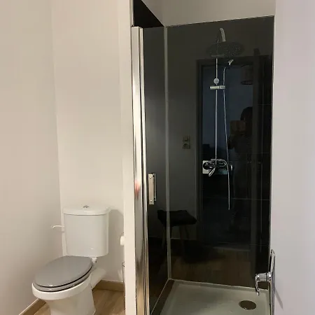 4 Personnes Emplacement Ideal Proche Des 24h Et Gare Apartamento *